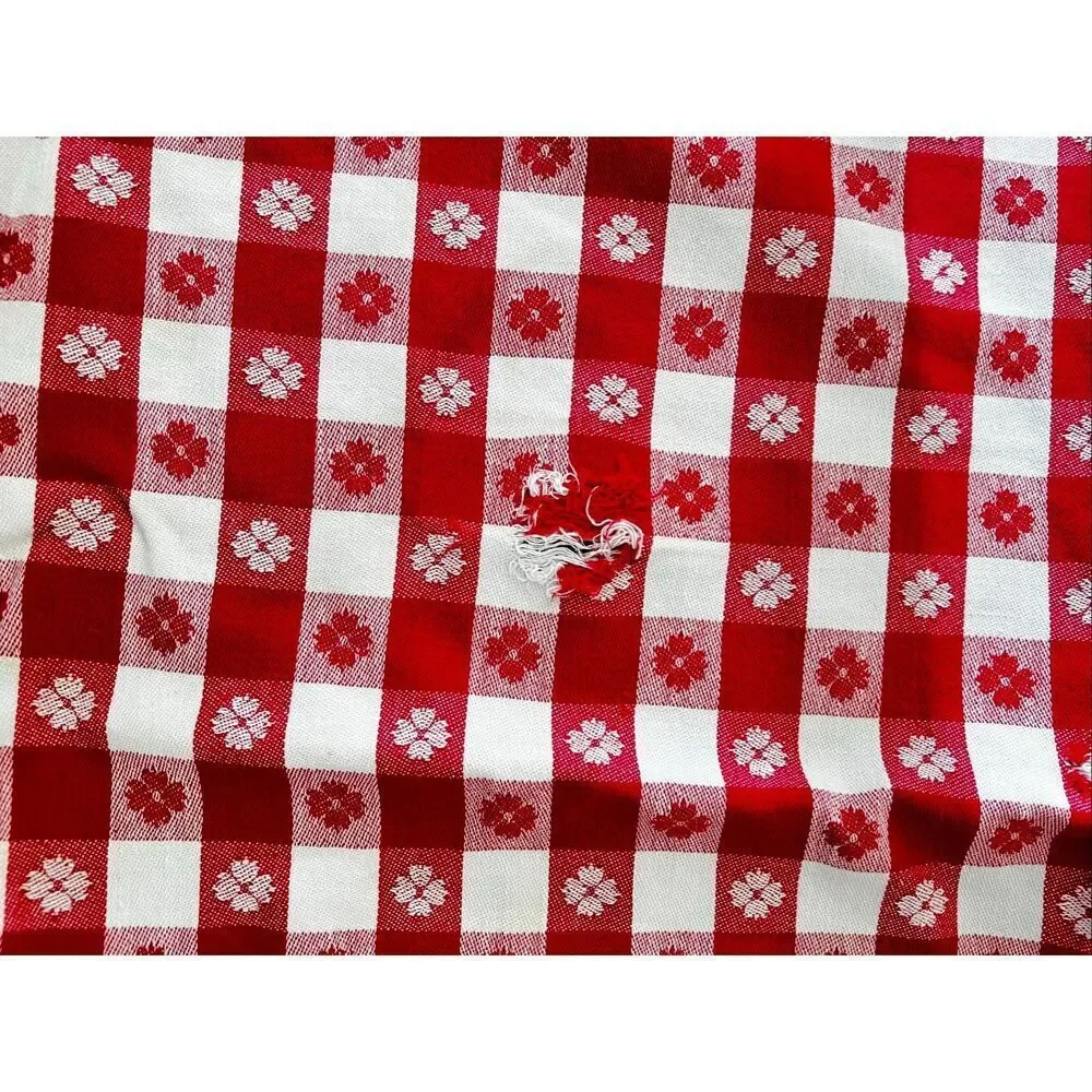No Brand cheerful tablecloth